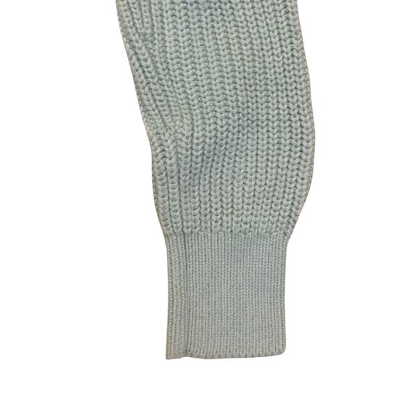 Abercrombie & Fitch Light Green Sage VNeck Knit Sweater Size Small Y2K Textural - Picture 7 of 10